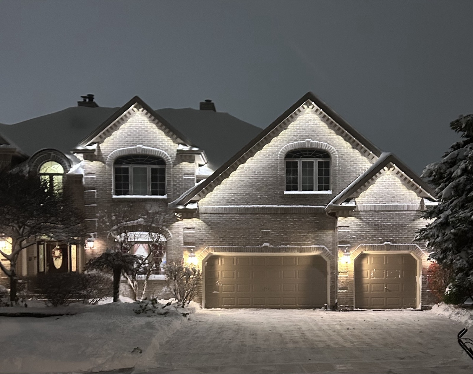 App-controlled permanent LED lights on a home
